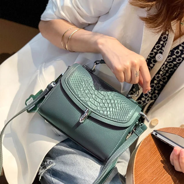 women's mini handbag Ladies' luxury crossbody bag fashionable crocodile pattern design women's genuine leather crossbody bag