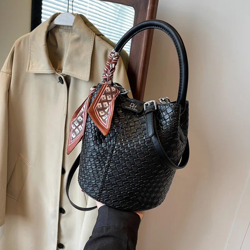 Women's Woven Bucket Bags Crossbody Purse, Elegant Tote for Travel & Formal Events, Durable Wipe-Clean Luxury Handbag