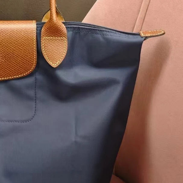2026 Edition - Popular Large French Style Nylon Mom Bag - Soft and Classic Pendant Design - Women's Handbag - Commuting Bag