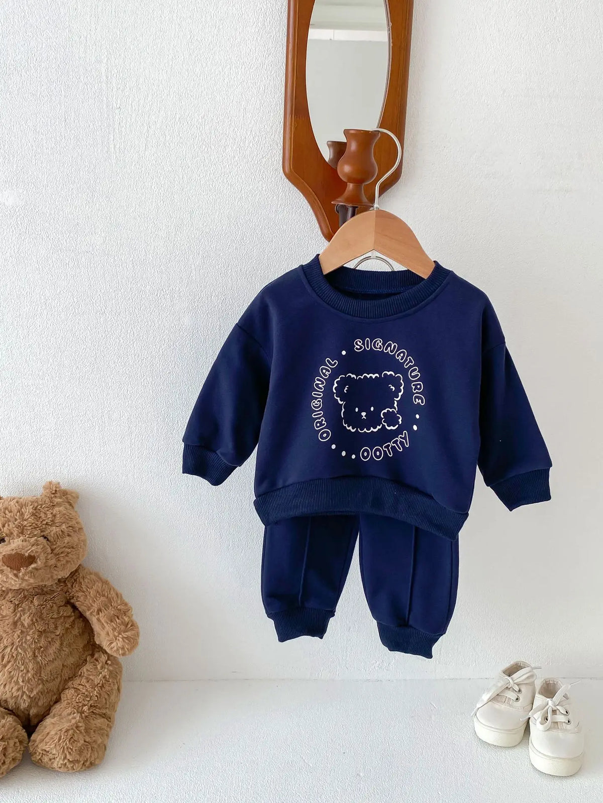 Spring New Baby Clothing Set, Korean Style Cute Bear Two-Piece Outfit for Kids, Long Sleeve Top & Pants Set