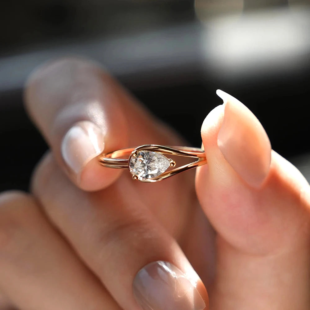 BXINY 1CT Pear Cut Moissanite Rings 925 Sterling Silver for Women Solitaire Lab Diamond Wedding Band Gifts Fine Jewelry with GRA
