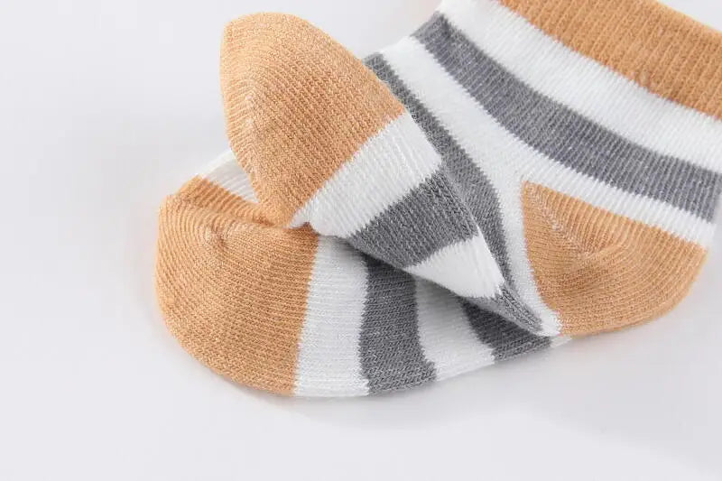 Kiddiezoom 4 Pairs Fashion Newborn Baby Boy Girl mid-calf Socks Cotton Soft Breathable Infant Accessories Four Seasons 0-18M