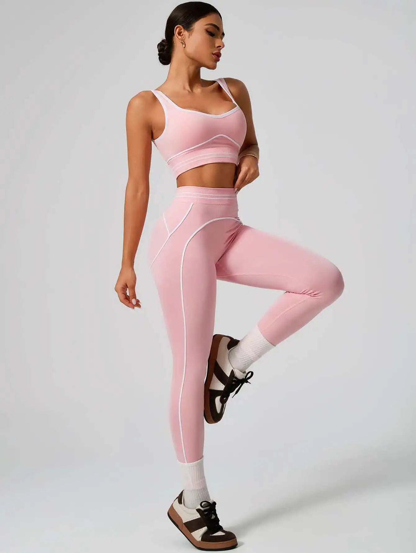 Women 2 Pieces Sports Set Seamless Tank Top High Waist Scrunch Seamless Shorts Sport Suit Workout Yoga Exercise Athletic Outfit