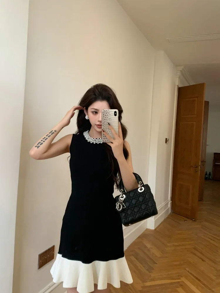 Elegant Pearl Detail Knitted Ice Silk Sleeveless A- Line Dress French Style Summer Dress for Women with Lace Hem Empire Waist