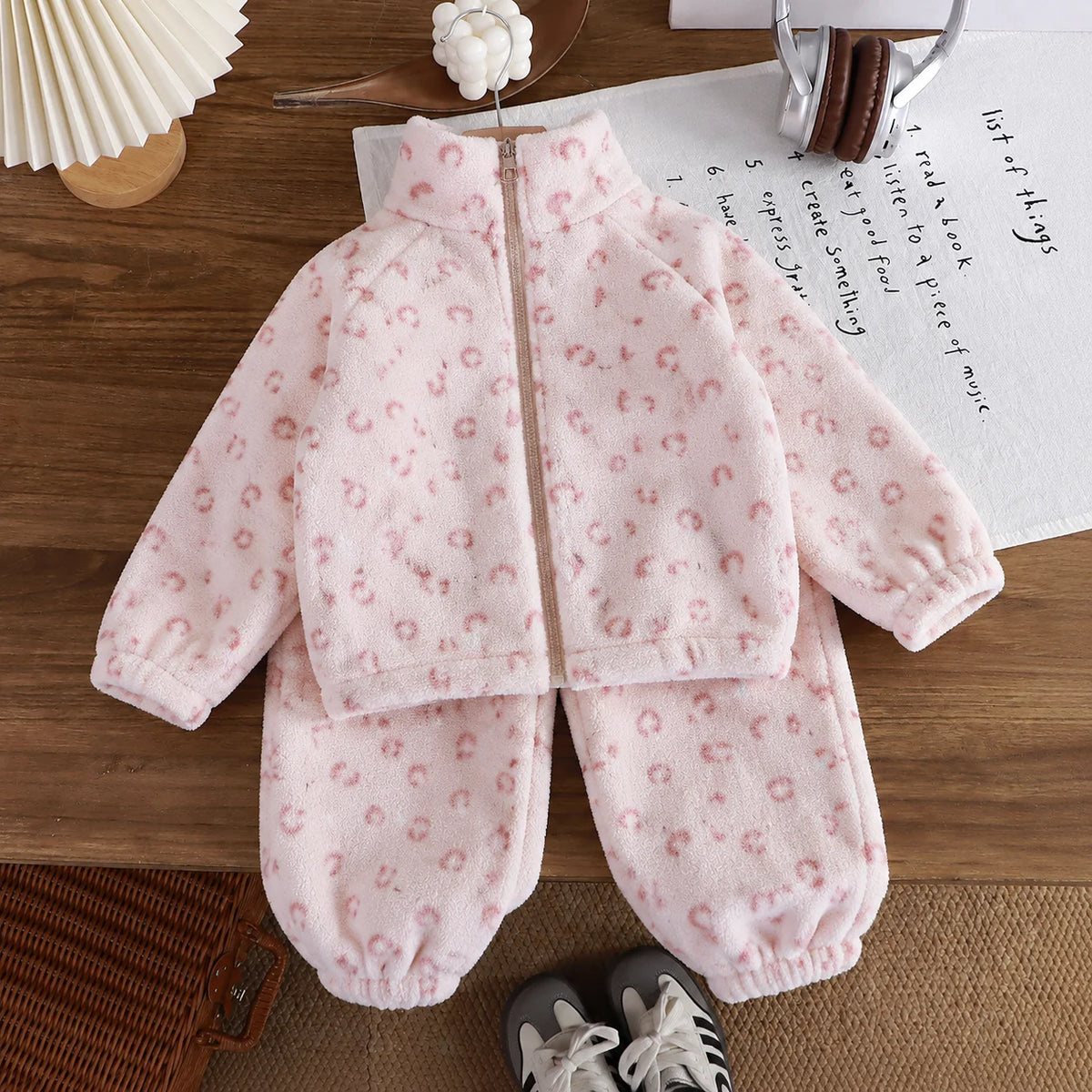 Toddler Baby Autumn and Winter Plus Velvet Thickened Set Cartoon Children's Home Clothes Shaking and Brushed Children's Set
