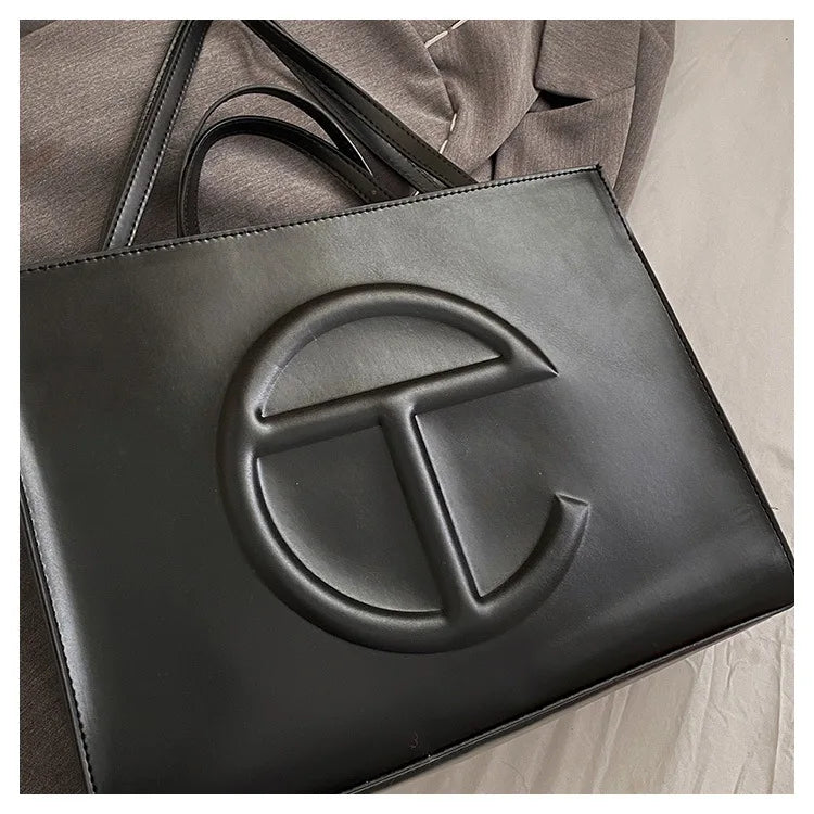 2026 Fashion Elegant Classic Paris Diaper Bag Unique Leisure Business Crossbody Purse for Women Daily Commute Work