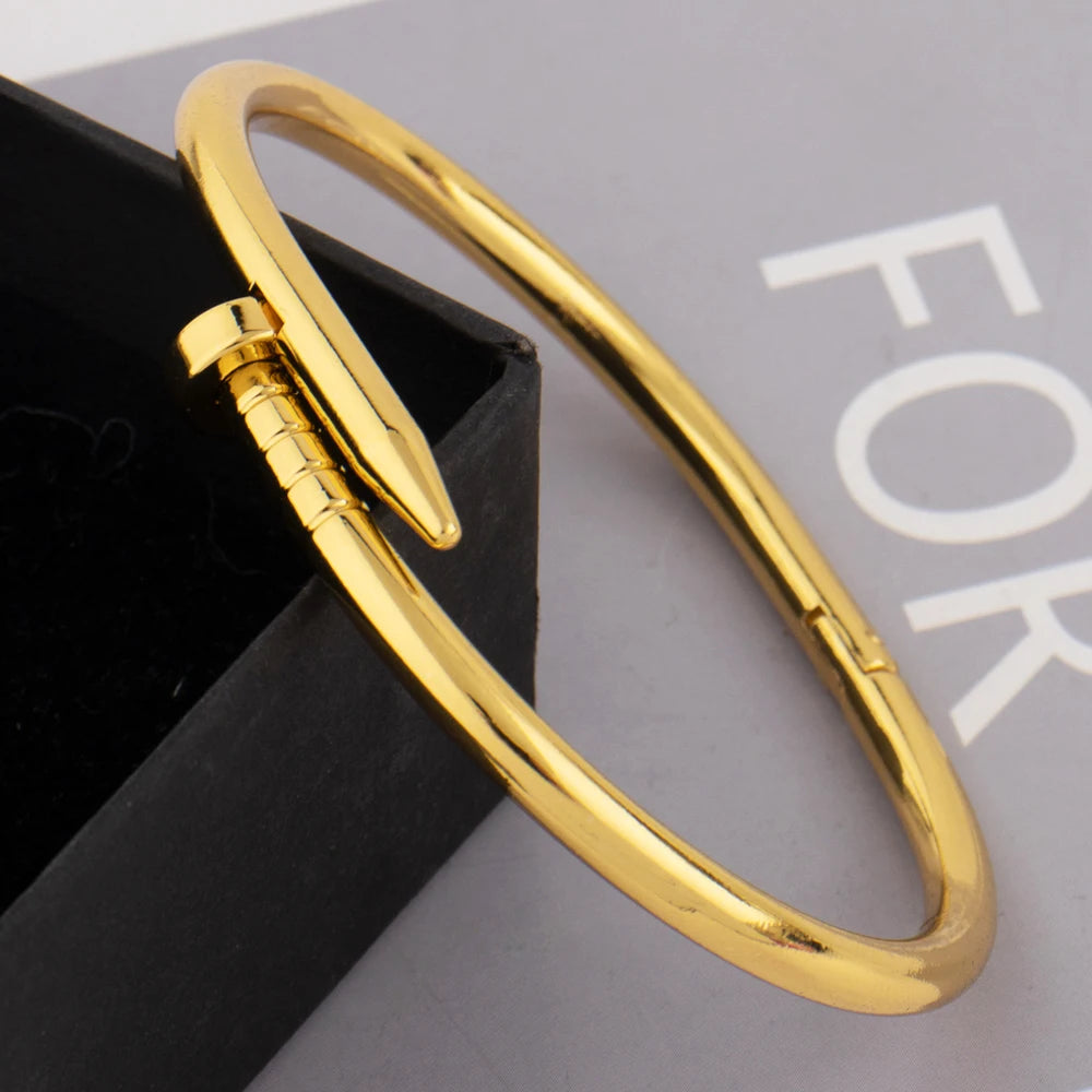 Bracelets Woman Gold Plated Simple Hip-hop Punk Personality Fashion High Stainless Steel Italian Men Sale Jewelry Accessories