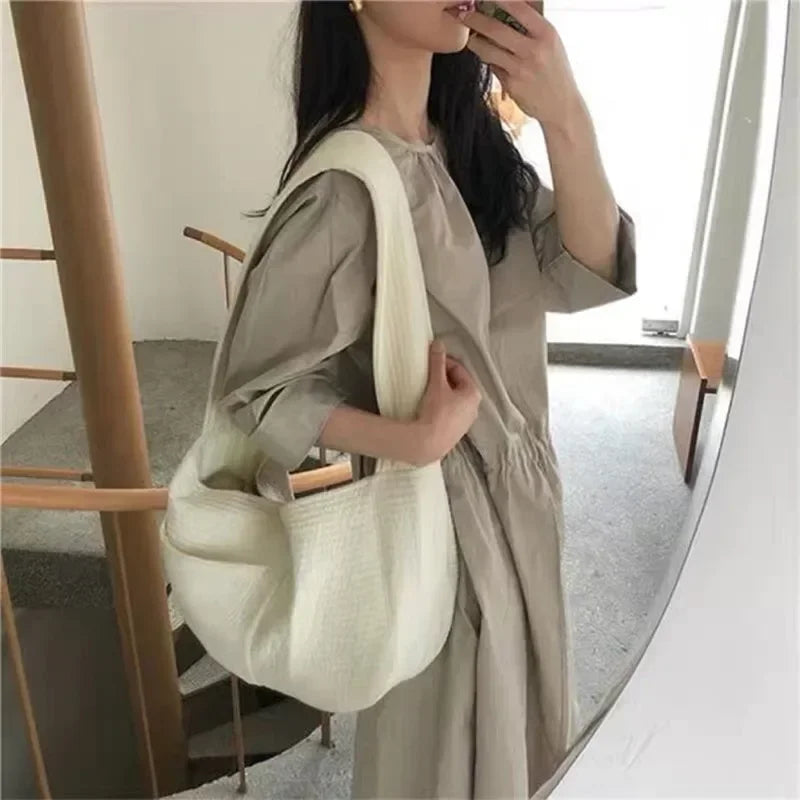 Portable Outdoor Travel Puppy Cat Carrier Crossbody Shoulder/Sling Bag Lightweight Pet Carrying Bag Practical Pet Travel Supplie
