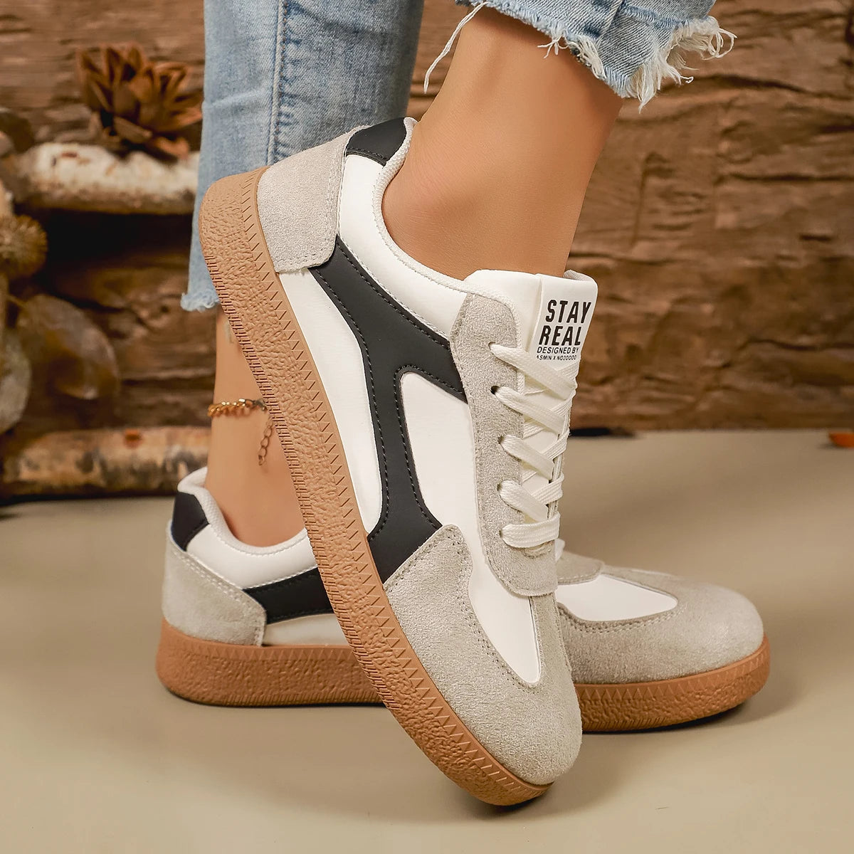 Mix Color Women Sneakers 2026 Spring New Platform Luxury Flat Vulcanized Shoe Female Lace-Up Non-Slip Casual Skateboarding Shoes