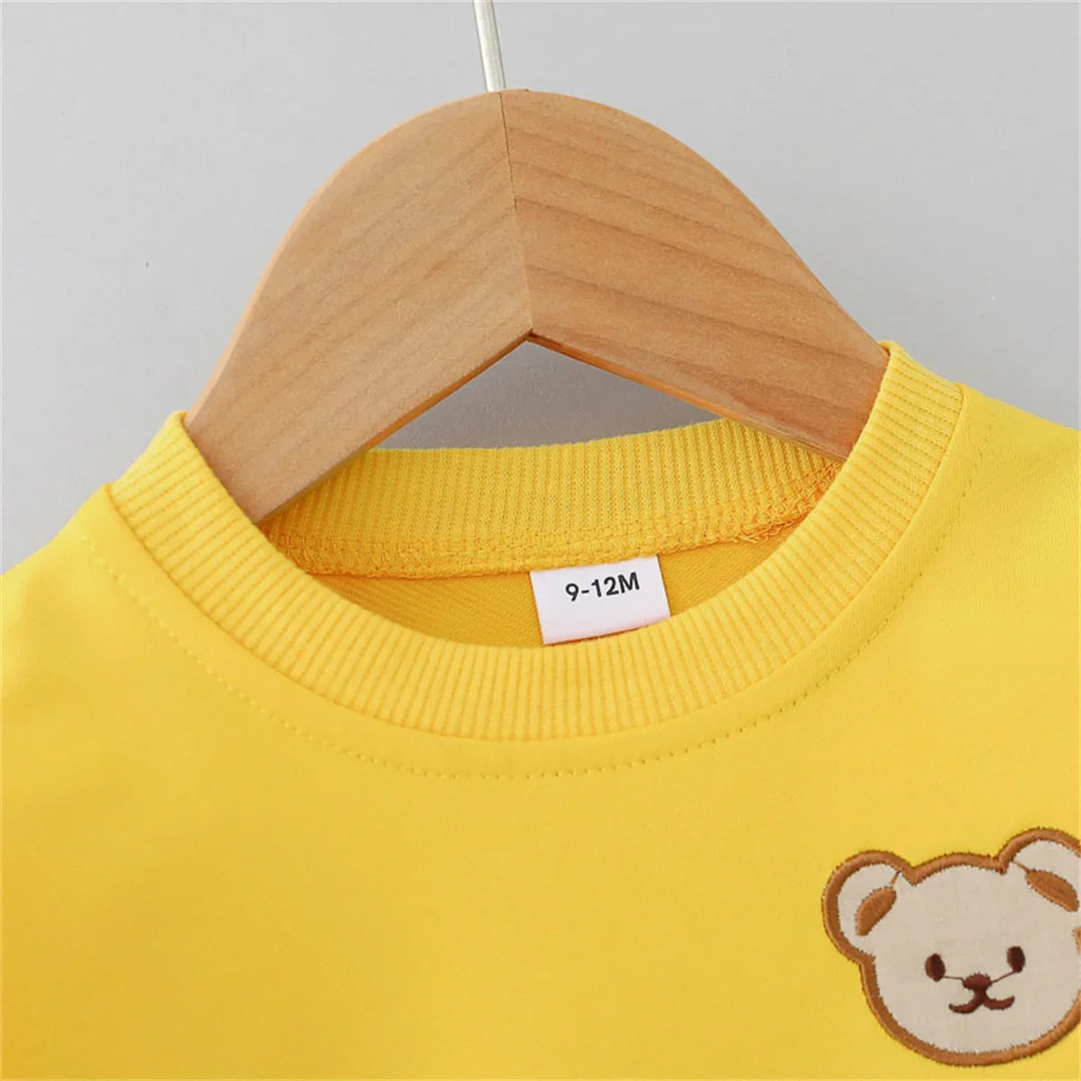2PCS Children's Set Spring and Autumn Simple Little Bear Head Round Neck Long Sleeve Pants Outdoor Set for Young Children