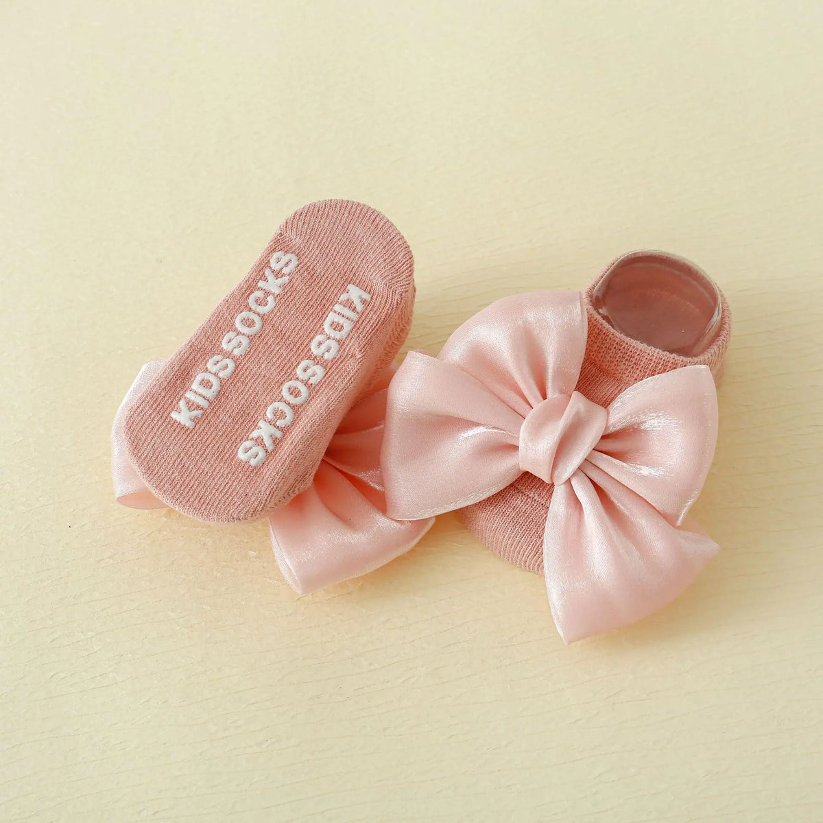 1 pairs Breathable Adorable and Bow Princess Socks & Hairbands for Baby Girls with Non-slip Design