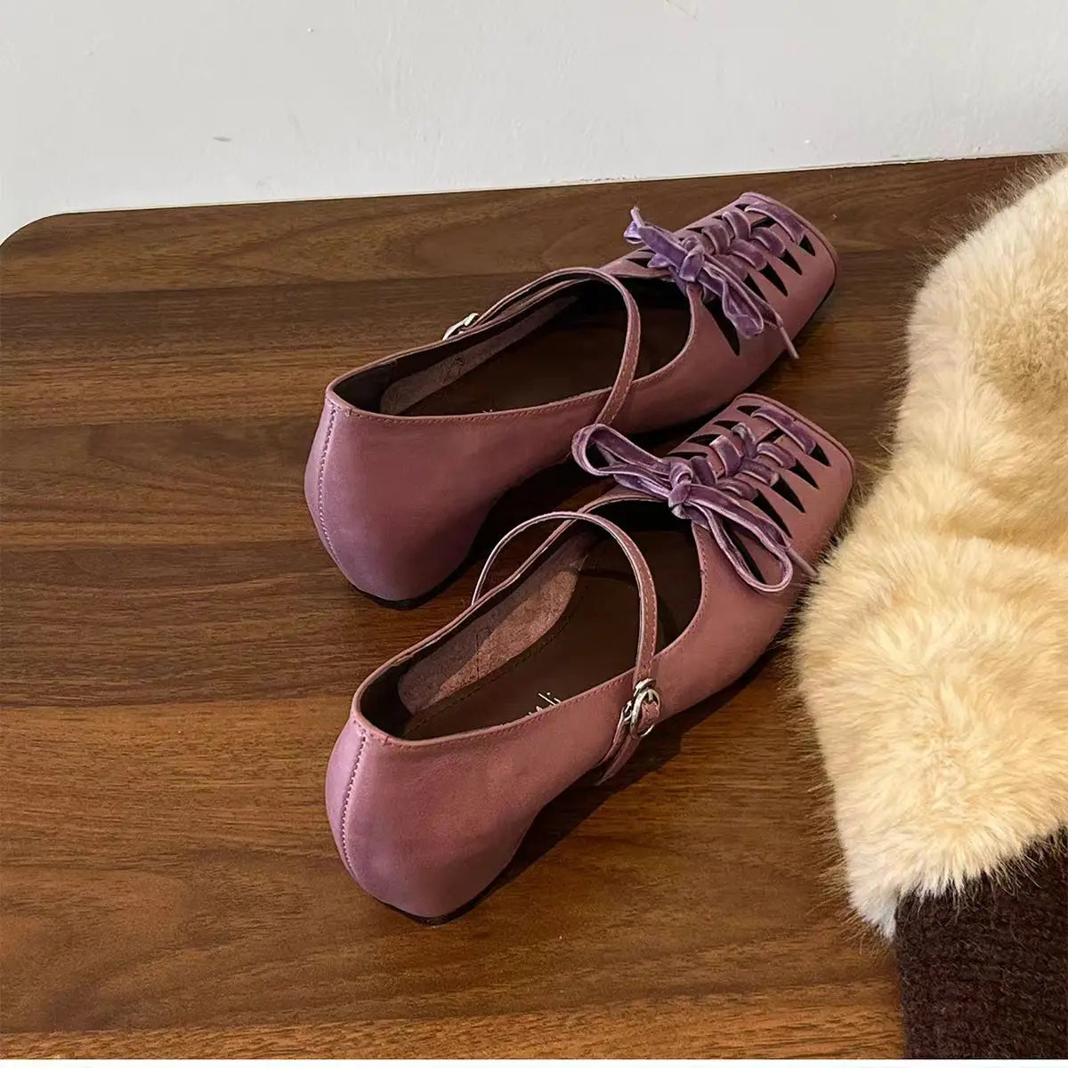 French-style Square-toe Hollow Lace-up Height-increasing Mary Jane Shoes for Women with Single-strap Fashion Shallow-cut Flats