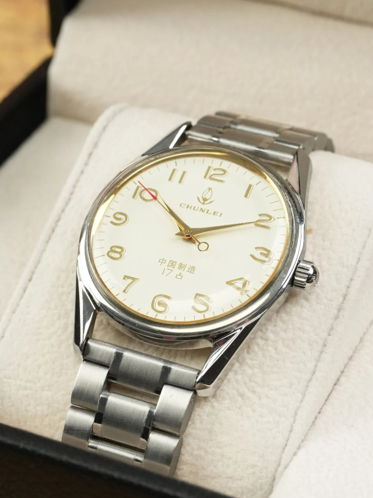 Old Shanghai Diamond Brand Genuine Mechanical Watch Men's Manual Winding Watch Inventory Dad Gift Retro Old Watch