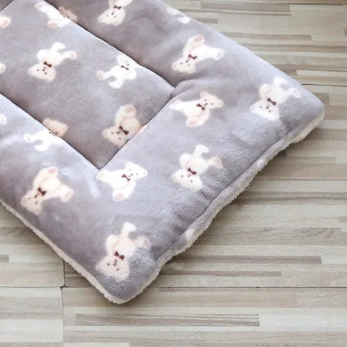 Durable Pet Blanket Plush Dog Sleeping Bed Mats Washable Cat Portable Sofa home travel suitable Warm Soft Flannel relax Towel