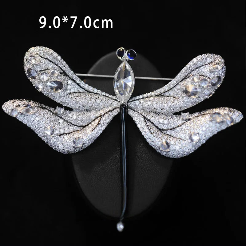 2026 Woman Brooches Luxury Designer Rose Butterfly Dragonfly Vase Bow Broche Pin Micro-inlaid Zircon Elegant Coat Accessories