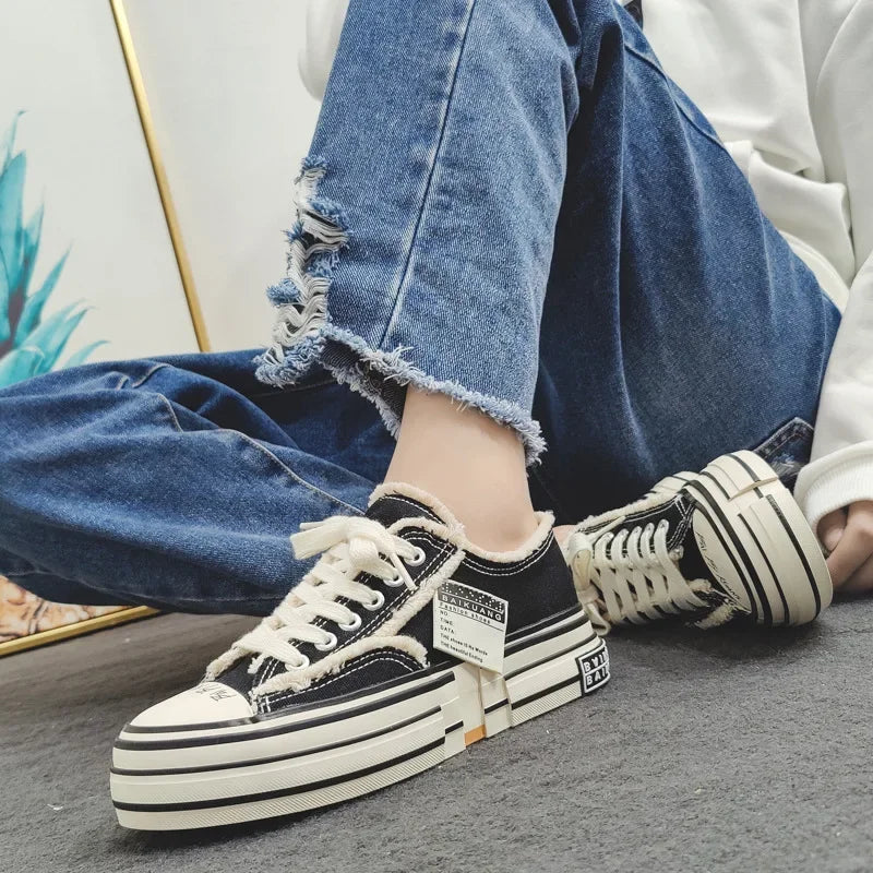 Men Vulcanized Shoe Thick Soles Increased Low Top Couple Shoe Canvas Shoe for Men Sneakers Tenis Masculino Zapatillas