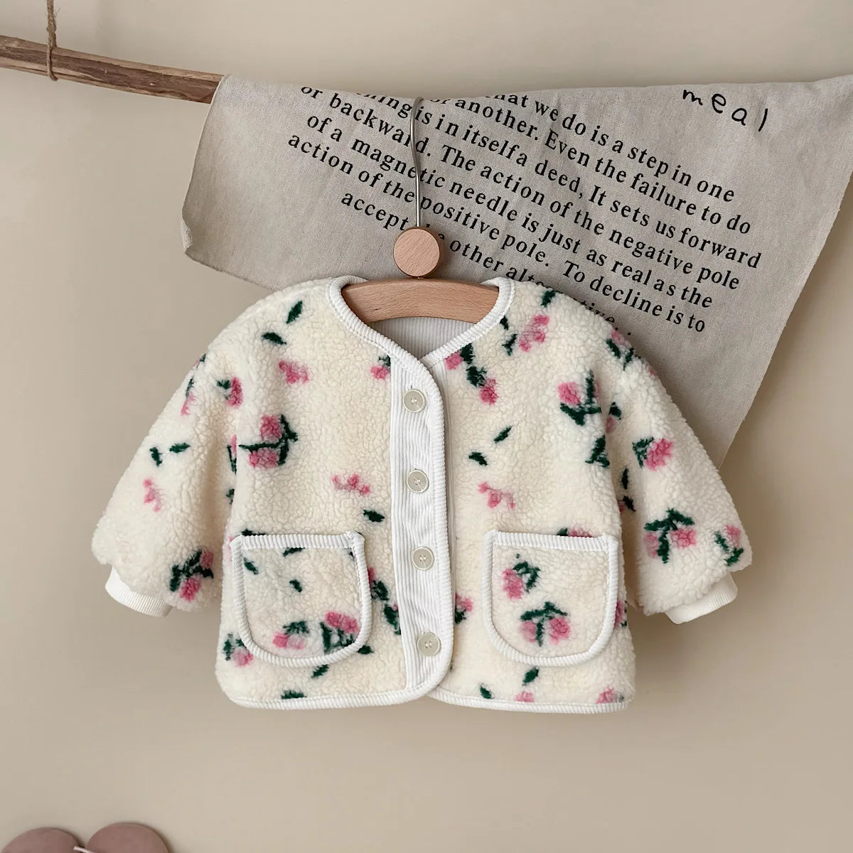 Wholesale 0-3 Y Baby Girls Clothes Full Of Floral Print Girls Thicken Jacket Fur Lining Girls Fur Coat Kids Girls Outfit