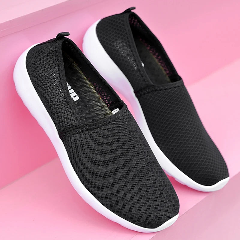 Breathable Women Running Shoes Lightweight Anti-slip Female Sports Shoes Outdoor Soft Loafers Women's Sneakers Fashion Tennis