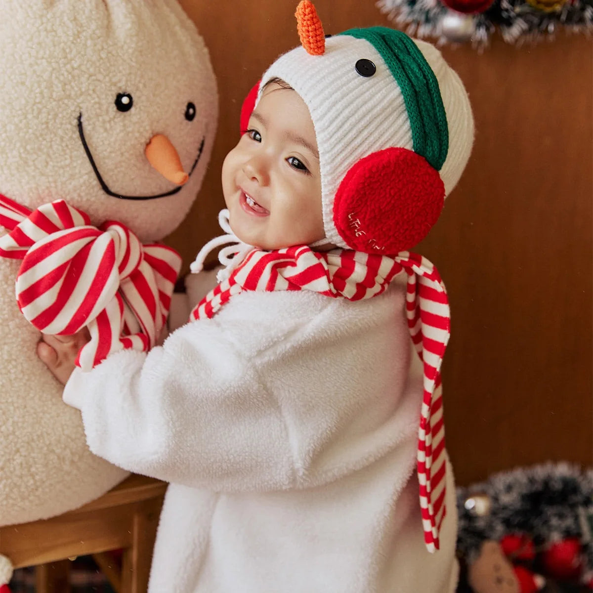 2025 New Christmas Onesie Baby Girls Boys White Fleece Warm Rompers Jumpsuit+Scarf+Cute Snowman Hat Toddler Xmas Outfits A8198