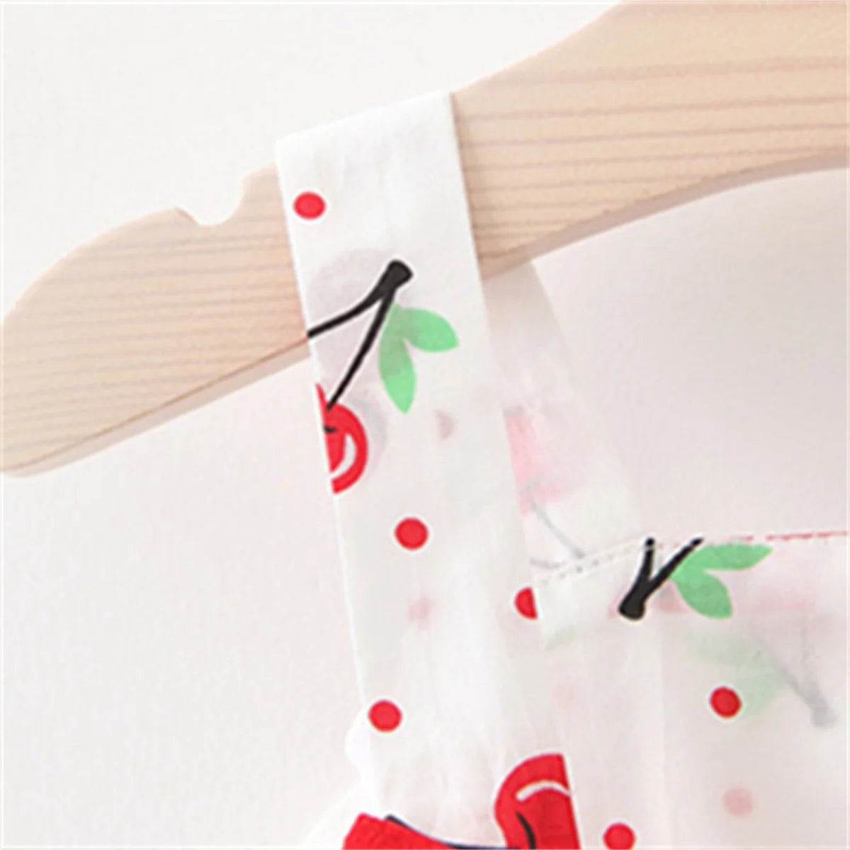 (0-3) Baby Girl Clothing Set 2/Piece Set Summer Baby Girl Cherry Printed Large Bow Cotton Beach Sleeveless Princess Dress+Hat