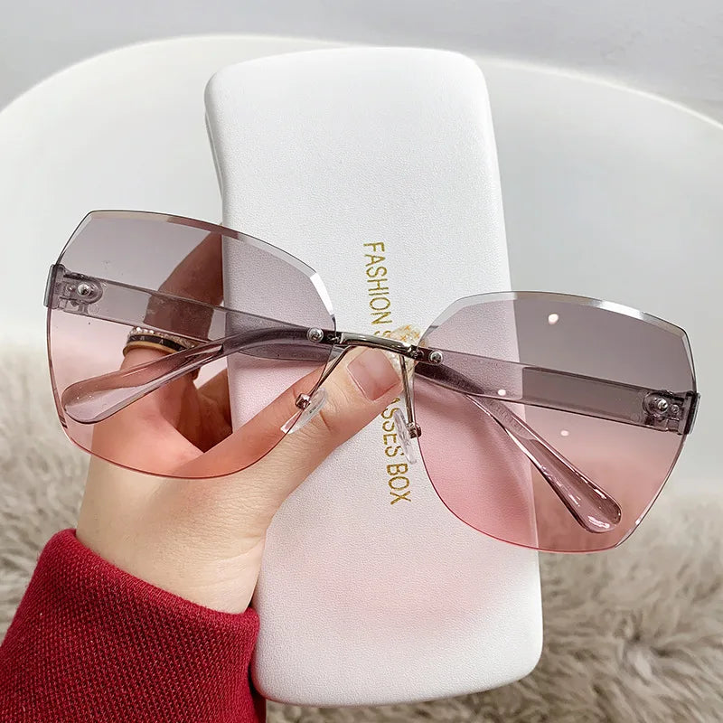 Fashion Rimless Sunglasses Women Trendy Gradient Lens Frameless Square Sun Glasses Female Retro Punk Shades UV400 Eyewear