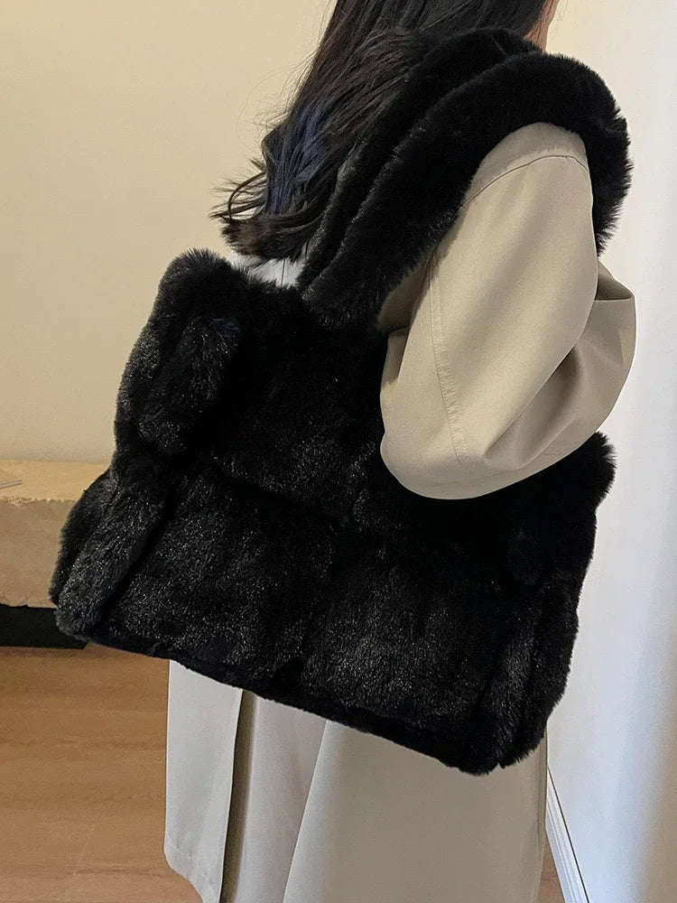 Luxury Faux Fur Women's Shoulder Bags Large Capacity Soft Plush Casual Tote Bags Winter Fashion Female Travel Purse Handbags