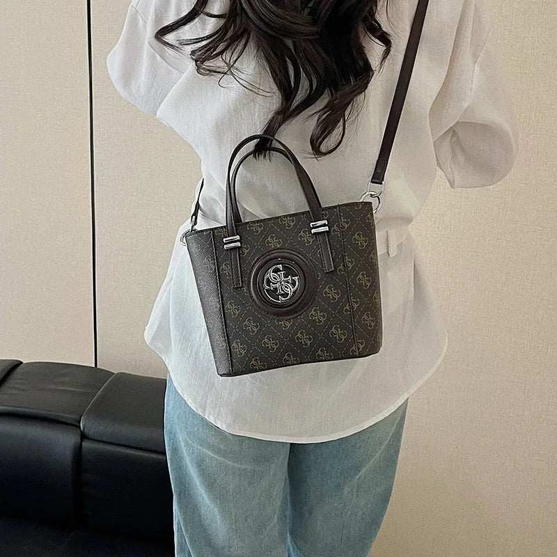 Vintage Leather Diaper Bag For Ladies High-end Simple Fashionable Classic Design Trendy Large Capacity Commuter Backpack